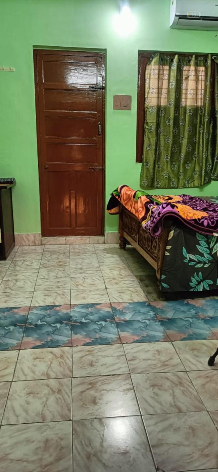 Anbu Ramana Guest House Tiruvannamalai Exterior photo