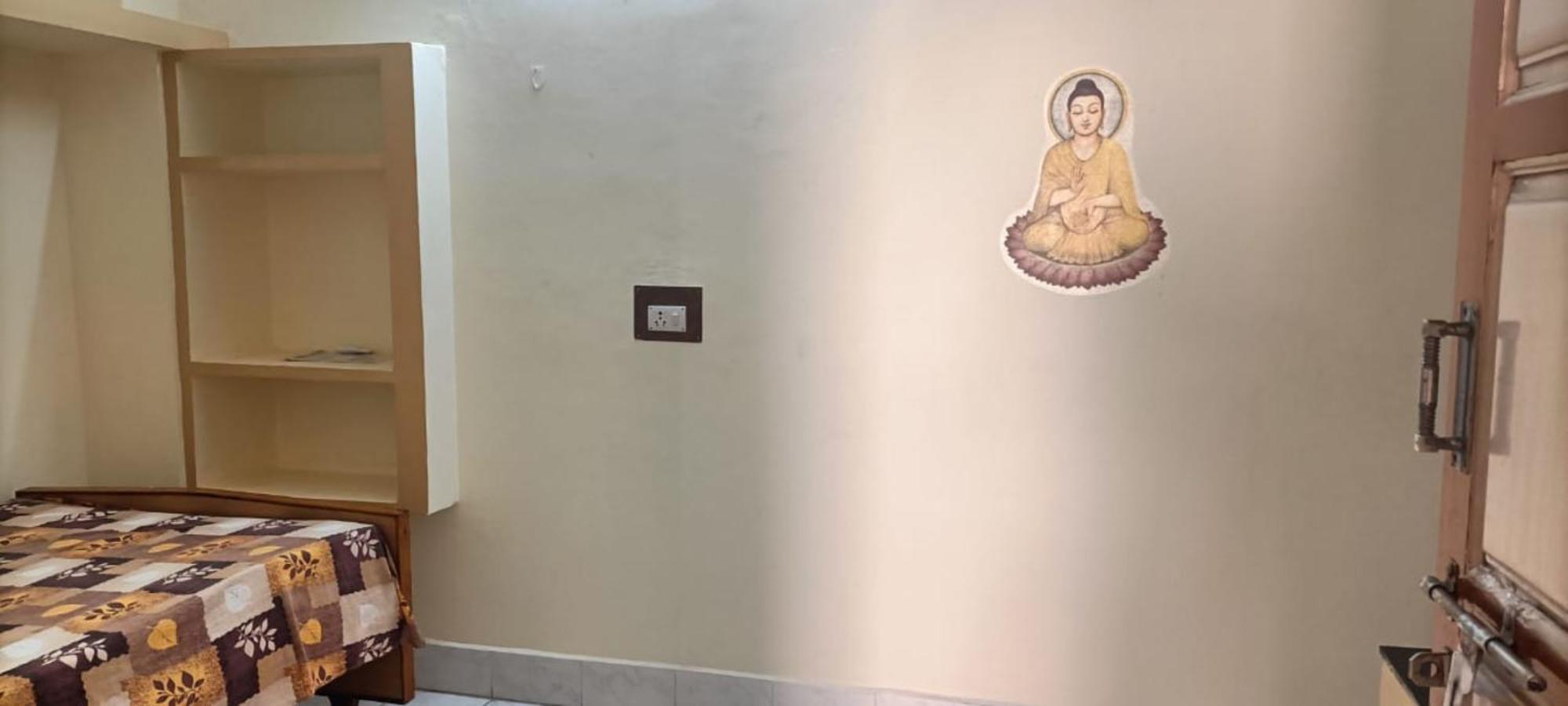 Anbu Ramana Guest House Tiruvannamalai Exterior photo