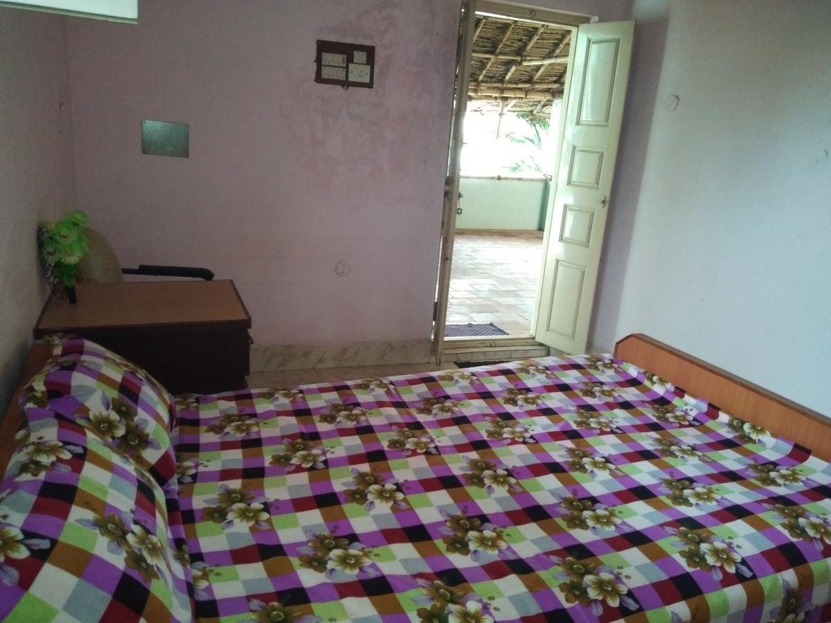 Anbu Ramana Guest House Tiruvannamalai Exterior photo