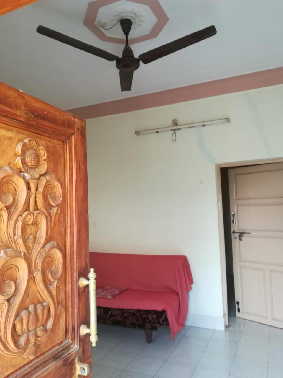 Anbu Ramana Guest House Tiruvannamalai Exterior photo